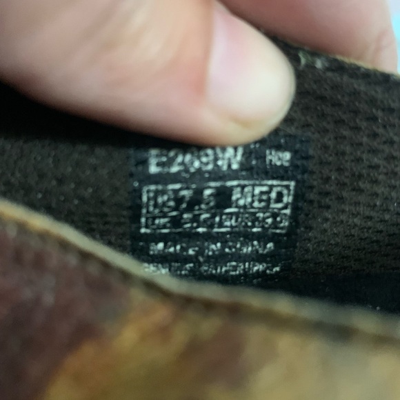 Women’s Aetrex tan leather clogs with a vintage boho vibe. Preloved - Picture 4 of 7